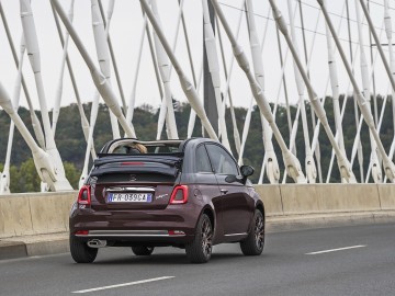 Fiat 500 Collezione na mediolańskim wybiegu